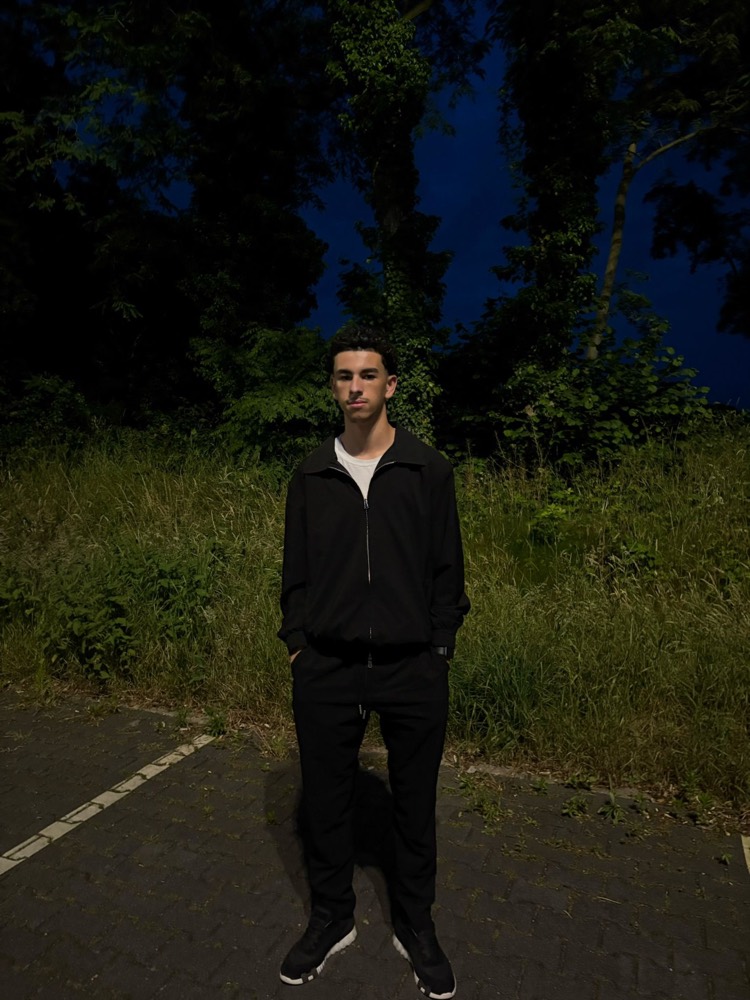 Rayan Addarrazi — Founder Digitale Vorm
